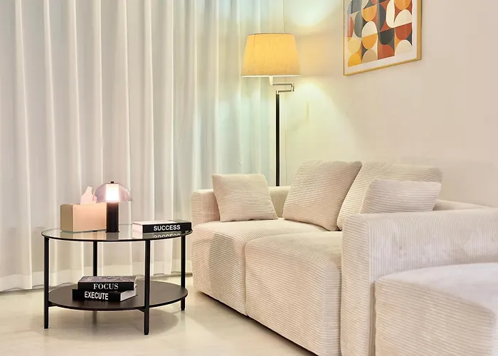 3 Minute Walk From Subway Station Near Station Myeongdong Namsan Hongdae Gyeongbokgung Palace Yongsan Itaewon Free Parking * Seúl