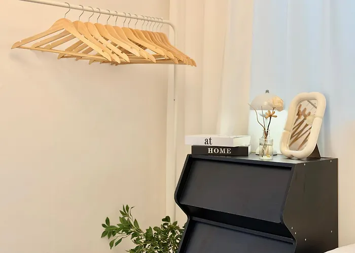 Apartamento 3 Minute Walk From Subway Station Near Station Myeongdong Namsan Hongdae Gyeongbokgung Palace Yongsan Itaewon Free Parking